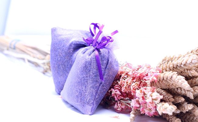 Cách đơn giản để giúp cơ thể lưu giữ hương thơm tự nhiên cả ngày dài
3