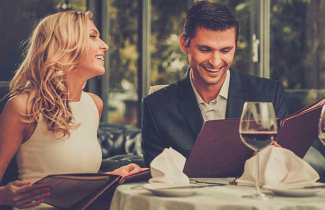 “Bí kíp” giúp bạn chinh phục nàng ngay trong lần hẹn hò đầu tiên
1