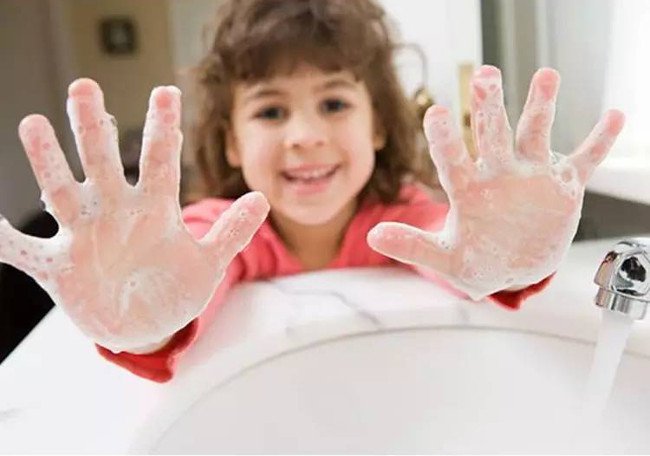 Cách phòng bệnh cho trẻ khi thời tiết giao mùa
5
