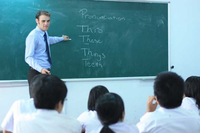 Top 10 công việc phù hợp nhất với những người nói nhiều
5