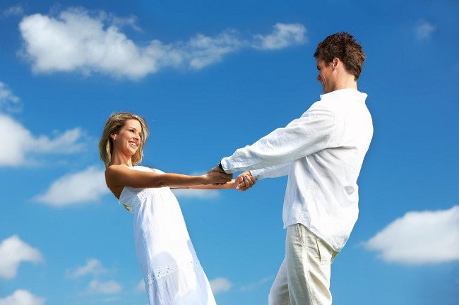 Phải làm gì để thoát khỏi cảm giác "say nắng" một người thứ ba?
2