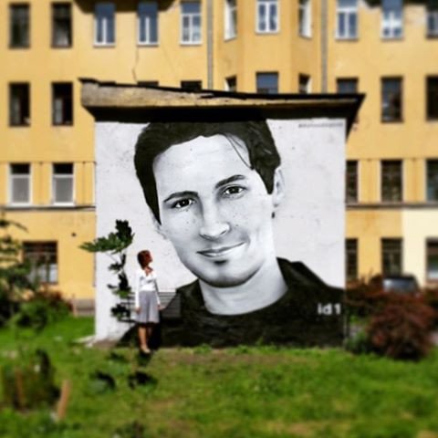 
                        Cuộc đời “bất hảo” của Pavel Durov, CEO Telegram, người vừa lên tiếng chê tài quản lý của Tim Cook
                     12