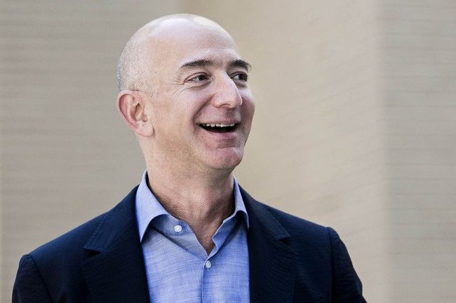 Ông chủ Amazon dành 8 tiếng trong ngày để làm gì?
2