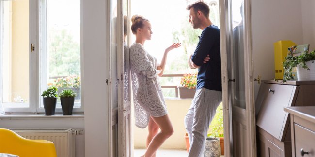 Yêu là để hạnh phúc, hãy quên đi mối quan hệ đã qua và tiếp tục tìm hạnh phúc cho mình!
3