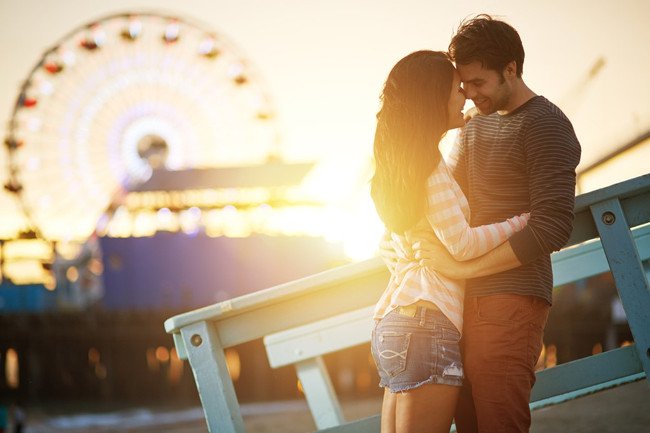 Vì sao các đôi hạnh phúc ít chia sẻ ảnh trên mạng xã hội
0