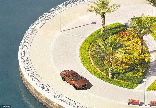 Bức ảnh 57,7 tỷ pixel chụp chiếc xe Bentley nét căng trong bức hình ở Dubai
4