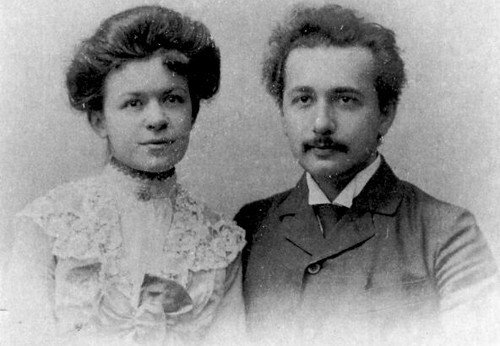 Albert Einstein đánh đổi hạnh phúc để trở thành thiên tài thế giới!
1