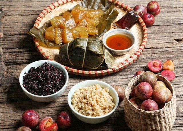 Tết Đoan Ngọ: Nguồn gốc, ý nghĩa và món ăn đặc trưng ở Việt Nam
1