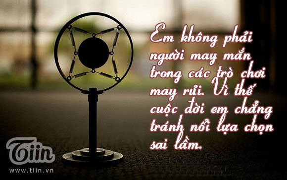 Stt buồn khóc khi thất tình cô đơn lạc lõng facebook 1