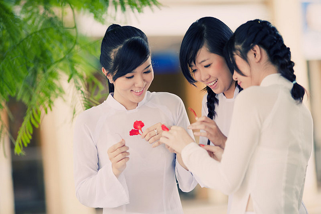 Tuyển tập những bài thơ hay về tình bạn tinh nghịch tuổi học trò mãi trong tim mỗi người 1