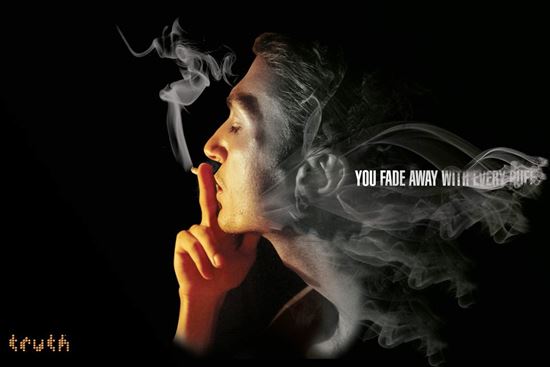Hình ảnh đẹp về tình yêu buồn nhất của con trai trên facebook 9