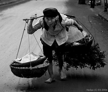 Những hình ảnh rớt nước mắt về mẹ và tình mẫu tử cảm động nhất 4