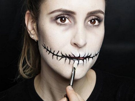 Hướng dẫn trang điểm ấn tượng cho đêm Halloween 2015 cực kỳ đơn giản 4