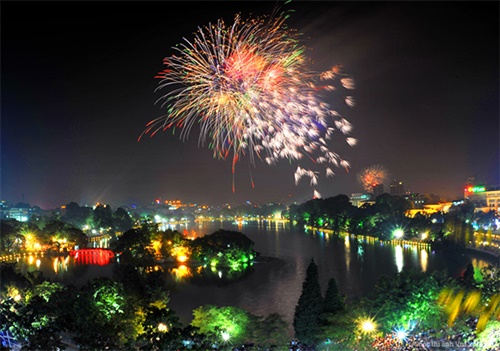Lịch bắn pháo hoa 30/4 – 1/5 ở TpHCM và Hà Nội năm 2016 6