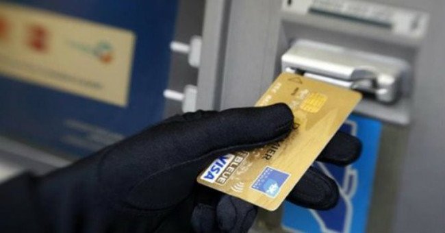 Cách phòng tránh để không bị ăn cắp tiền trong thẻ ngân hàng
2