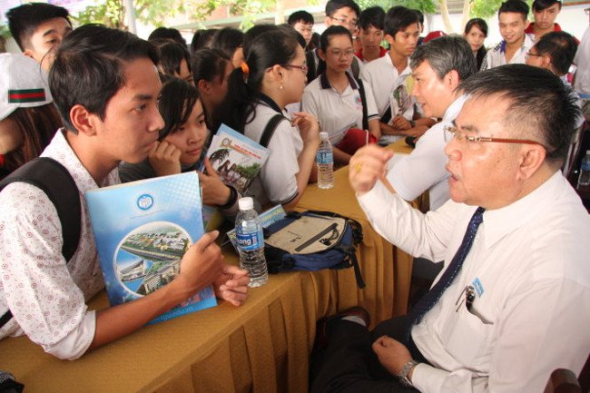 Những trường đại học thuộc ngành kinh tế phù hợp cho những thí sinh khối A dưới 20 điểm