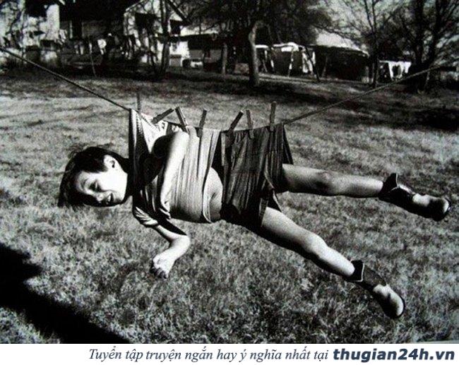Tuổi thơ đúng nghĩa là khi không có smartphone, phải không? 12