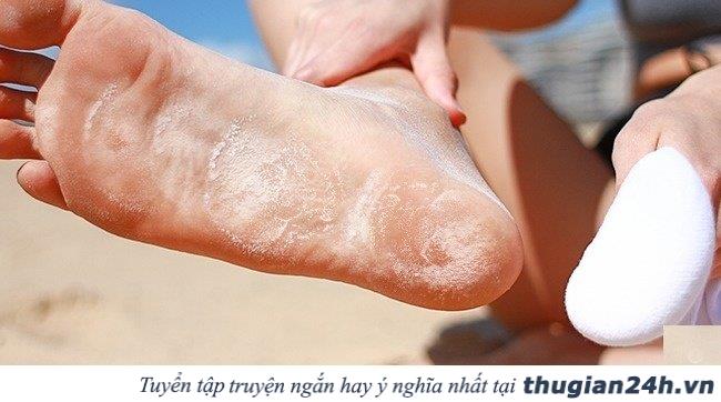 12 mẹo cứu cánh hữu ích dành cho kỳ nghỉ hè trên biển 0