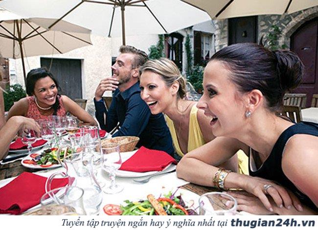 Muốn đánh giá cách một con người, bạn có thể nhìn qua cách họ ăn uống 1