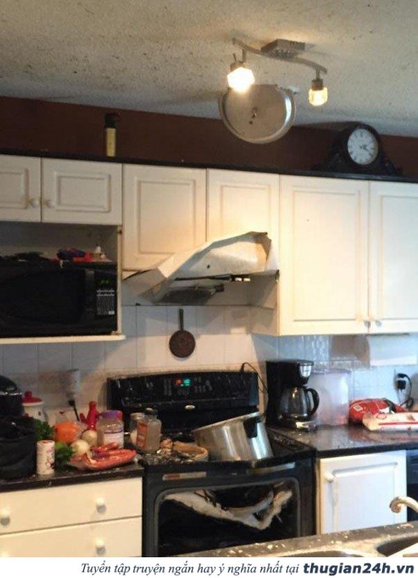 Cười ngả nghiêng với 20+ hình ảnh thảm họa bếp núc