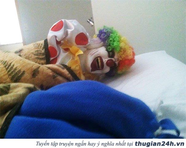 20+ hình ảnh cho thấy bạn cùng phòng luôn là đứa nguy hiểm nhất hành tinh 33
