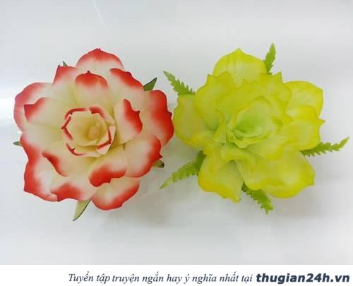 Trang trí mâm ngũ quả Trung thu bằng hoa hồng, hoa cúc, hoa súng làm từ đu đủ siêu đẹp 8
