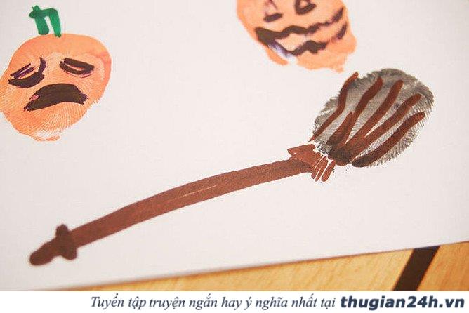 Làm thiệp Halloween bằng dấu vân tay đơn giản 3