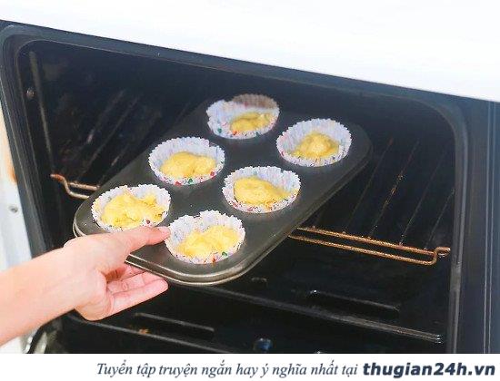 Hướng dẫn cách làm bánh Cupcake ngon tuyệt ngay tại nhà 36