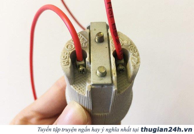 Hướng dẫn tự chế đèn sưởi nhà tắm đơn giản và an toàn chỉ với hơn 100 ngàn đồng 3