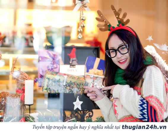 5 kiểu tóc vừa xinh vừa hợp để đi chơi Noel mà cô nàng nào cũng 