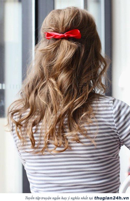 5 kiểu tóc vừa xinh vừa hợp để đi chơi Noel mà cô nàng nào cũng 