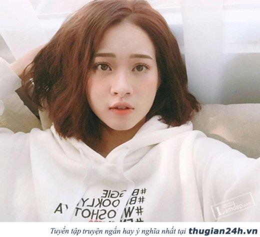 5 kiểu tóc vừa xinh vừa hợp để đi chơi Noel mà cô nàng nào cũng 