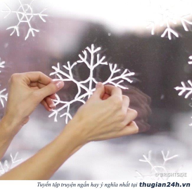 20 ý tưởng làm đồ trang trí Giáng sinh từ thìa, tất cũ hay len thừa 14
